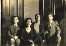 <p>c1929 - Left to right: Basil, George’s brother, Cecilia, his sister, Dorothy, his mother, and George Whalley</p>